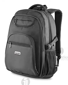 Mochila para notebook em couro preto - ideal para viagem e negócios. Elegante e moderna, possui compartimentos espaçosos e