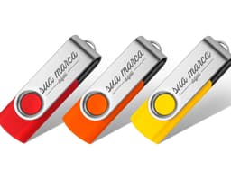 Pen drive plástico giratório de 32GB para armazenar e transportar seus arquivos com segurança e praticidade. Ideal para uso