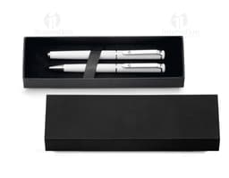 Conjunto de canetas de metal elegantes e sofisticadas para sua rotina de trabalho no escritório. Feitas com materiais de alta