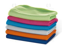 O Kit Toalha e Garrafa é o acessório perfeito para se manter hidratado durante suas atividades físicas! Inclui uma garrafa de