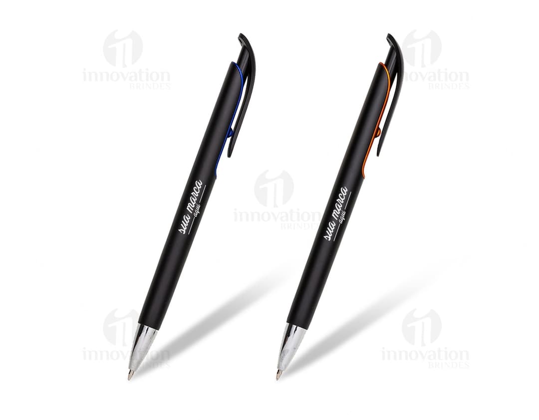 Caneta plástica preta de escrita suave para o seu escritório ou estudos. Ideal para assinatura de documentos, planejamentos