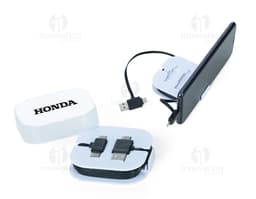 Cabo 4 em 1 com case para conexões rápidas e seguras. Perfeito para o uso no escritório ou em viagens de negócios. Compatível