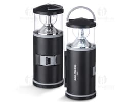 Kit Ferramentas com Lanterna: Ideal para qualquer emergência! Este conjunto vem com todos os acessórios necessários para