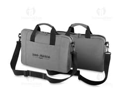 Pasta executiva de couro clássica e elegante, perfeita para viagens de negócios e reuniões importantes. Com alça resistente e