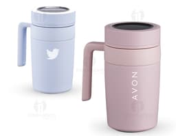 Caneca térmica 500ml com display LED para manter suas bebidas quentes por mais tempo. Perfeita para quem busca qualidade e