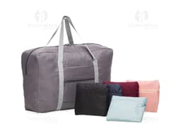 Bolsa de viagem dobrável em nylon com alça ajustável e fecho em zíper. Ideal para levar seus pertences com estilo e