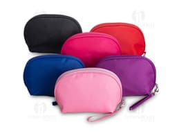Nécessaire Nylon: Organize seus pertences com estilo e praticidade! Este item moderno e luxuoso é ideal para guardar seus