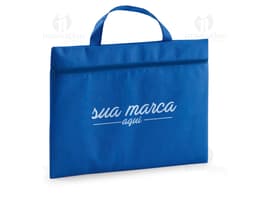 Imagem de uma elegante pasta de couro marrom, perfeita para organizar seus documentos e acessórios de forma prática e