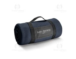 Câmera fotográfica profissional de metal prateado, com lente, zoom e flash. Equipamento eletrônico moderno para fotografias