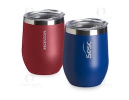 Copo inox 320ml prateado, ideal para armazenar bebidas com estilo e praticidade. Feito em alumínio, resistente e durável.