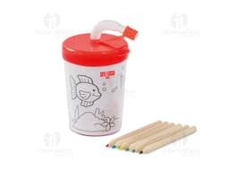 Copo para viagem de alta qualidade ideal para levar sua bebida preferida onde quer que vá. Feito em material resistente e com