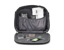 Mala de cosméticos de couro preto com alça e zíper, design moderno e elegante, ideal para viagens e transporte de acessórios