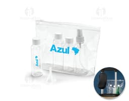 Nécessaire plástica transparente para armazenar seus produtos de higiene e beleza com praticidade. Ideal para viagens, possui