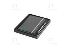 Kit de caderno e caneta moderno para office e estudo. Design elegante em couro preto, ideal para armazenar suas ideias e