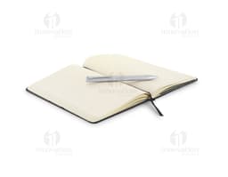 Kit de caderno e caneta: A combinação perfeita para quem busca organização e praticidade no dia a dia! Ideal para anotações