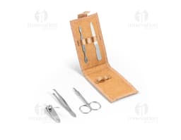 Kit Manicure em Couro Marrom - Conjunto de Ferramentas de Manicure de Alta Qualidade para Unhas Perfeitas. Ideal para uso