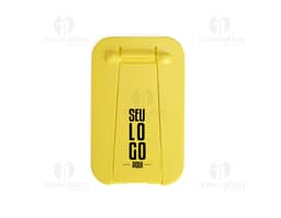 Suporte para celular moderno em metal cromado com design simples e elegante. Perfeito para manter seu dispositivo eletrônico