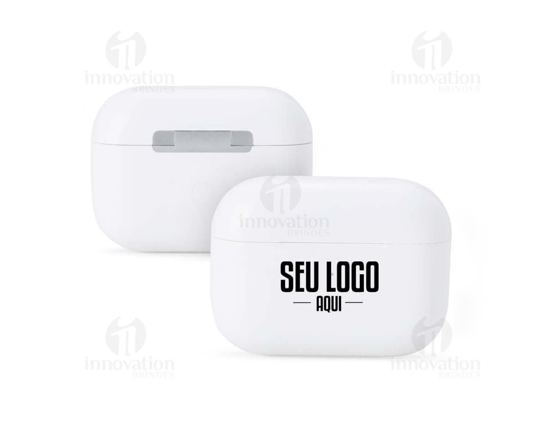Fone de Ouvido Bluetooth com Case preto e prateado, design moderno e compacto. Possui botões de controle, conexão sem fio