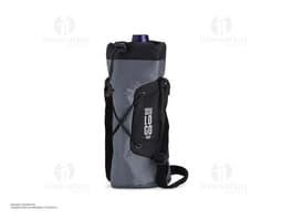 Capa para garrafa em nylon: proteção e estilo para suas bebidas. Ideal para manter a temperatura e evitar vazamentos.