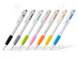 Caneta plástica de alta qualidade, ideal para brindes corporativos. Escreva com conforto e estilo! Personalize com sua marca.