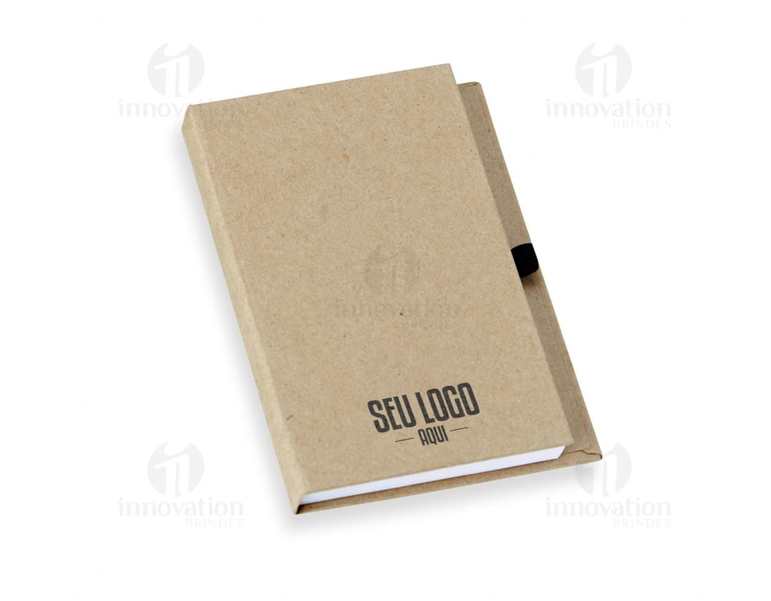 Bloco de anotações vintage em papel amarelo emoldurado com design grunge e borda marrom. Objeto antigo com espaço em branco