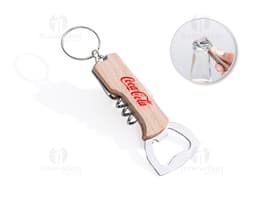 Chaveiro abridor multifunções em metal prateado, com design de guitarra e cordas, contendo também um saca-rolhas.