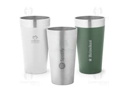 container de metal em 3D, copo térmico 540 mL brilhante em cor prateada e amarela, sem conteúdo, objeto de cuidado e design