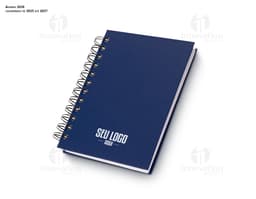 Agenda 2025 Cromato em capa dura na cor prata com detalhes em cromado.