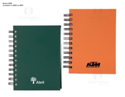 Agenda 2025 Cromato em capa dura na cor prata com detalhes em cromado.