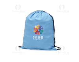 Mochila saco sublimática de microfibra em tom marrom vintage, com detalhes em couro e design retro. A imagem mostra o item em