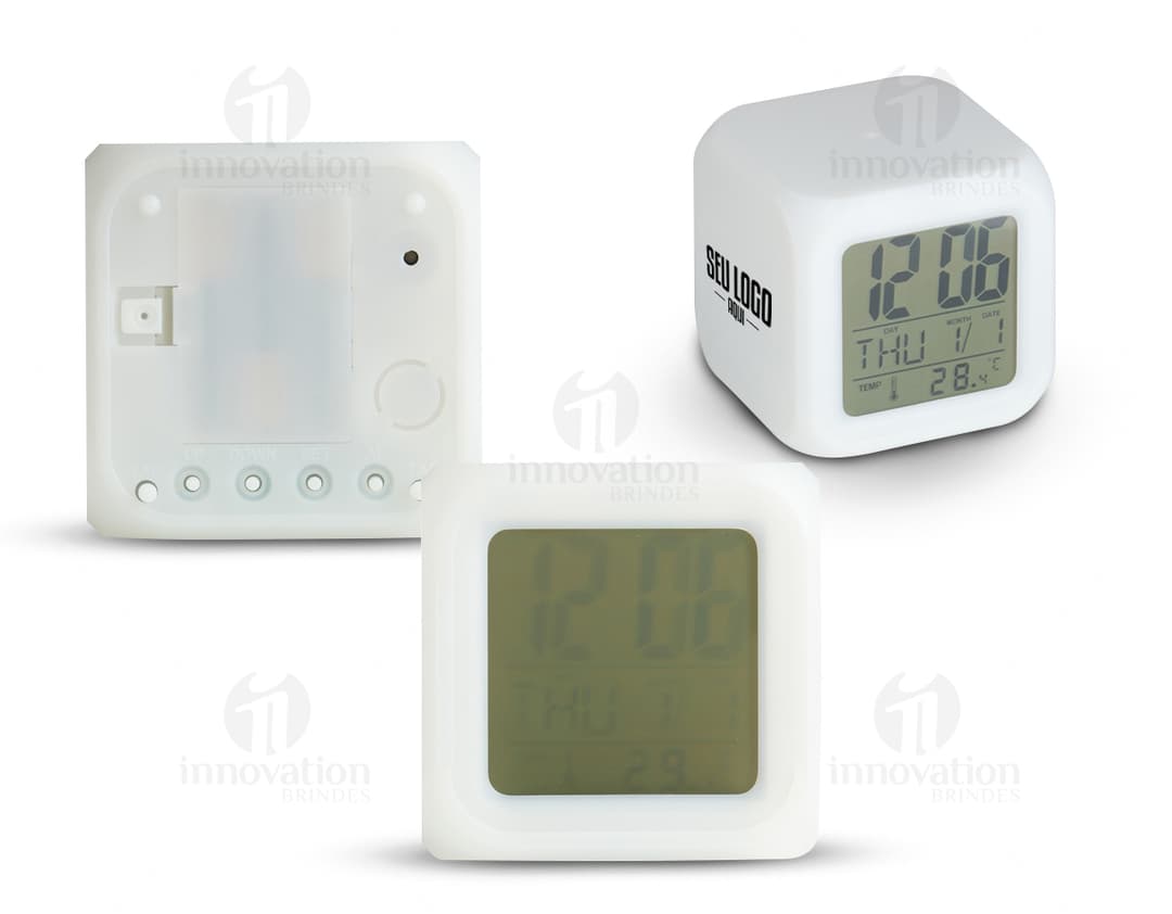 Relógio digital LED com despertador - Moderno e prático, este relógio digital LED com despertador é perfeito para manter o
