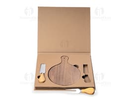 Kit queijo de 3 peças em aço inoxidável e madeira, contendo faca, garfo e espátula. Ideal para servir queijos de forma