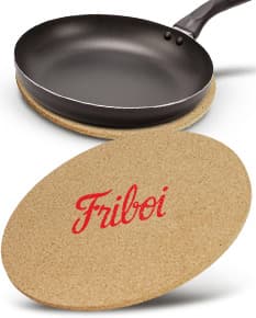Descanso de Panela Cortiça 15cm - Produto em cortiça de 15cm de diâmetro para proteger superfícies de queimaduras de panelas quentes.