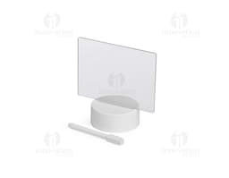 Luminária de mesa com LED, design moderno e ajustável em diferentes ângulos.