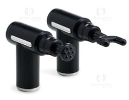 Massageador Portátil na cor branca, com design elegante e botões de controle na parte superior.
