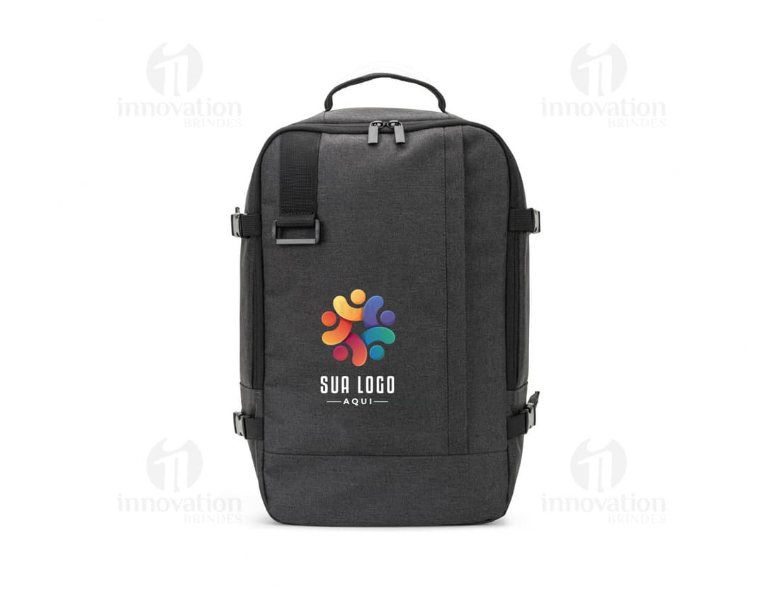 CIES Mochila desenvolvida para cumprir as dimensões exigidas pelas companhias aéreas em poliéster reciclado 600D de alta