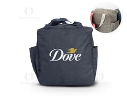 Bolsa térmica prateada, com zíper e alça para transporte.