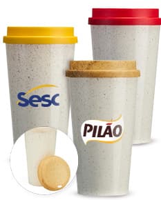 Copo Fibra de Arroz 550ml, um copo de fibra de arroz com capacidade de 550ml, ideal para bebidas quentes e frias. Feito de material saudável e sustentável, perfeito para café da manhã e outras refeições.