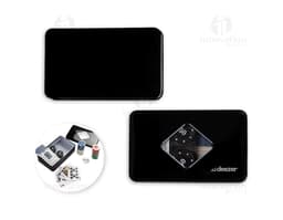 Kit Poker com 80 fichas em um display digital moderno e portátil, ideal para entretenimento em casa ou escritório. O