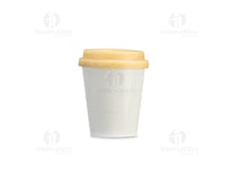 Copo de fibra de arroz com capacidade de 350ml.